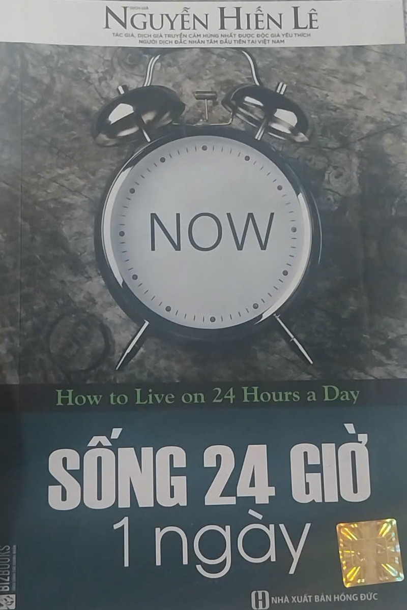 Bìa sách Sống 24 giờ một ngày